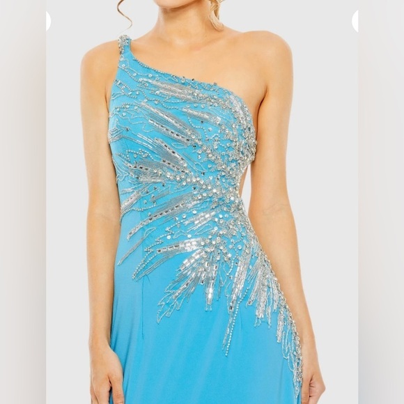 MAC DUGGAL 2207 NWT Embellished One Shoulder Cut Out Gown - Picture 2 of 9